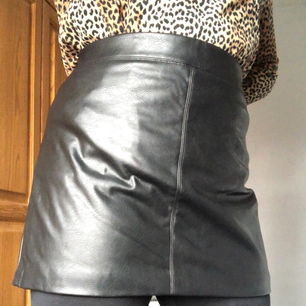 Size 18 FAUX leather mini skirt